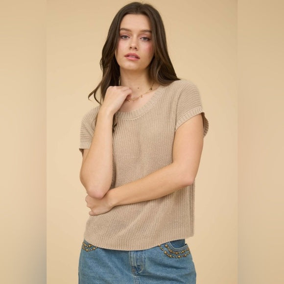 LIGHTWEIGHT CROCHET PULLOVER