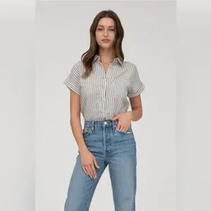 THE BOYFRIEND BUTTON UP TOP